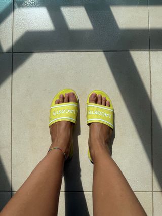 Sandalias Lacoste Amarillas