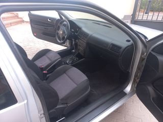 Volkswagen Golf 2002