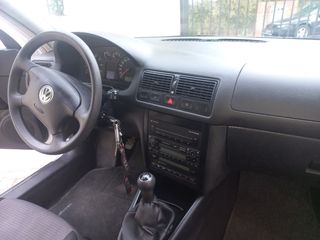Volkswagen Golf 2002