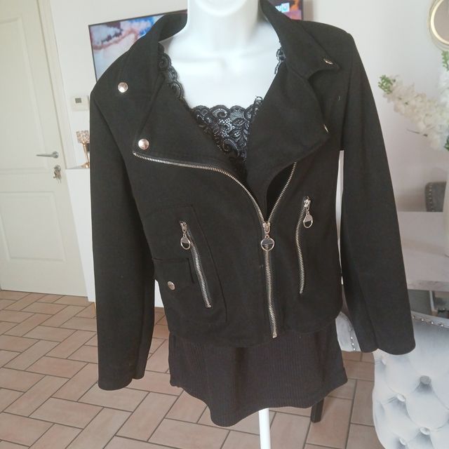 Giacca donna nera stile biker