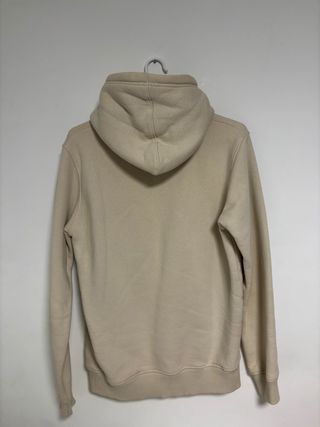 Sudadera beige con estampado