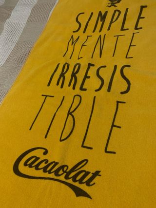 TOALLA CACAOLAT Grande muy original