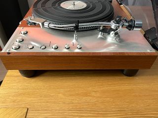 Excelente Marantz 6300