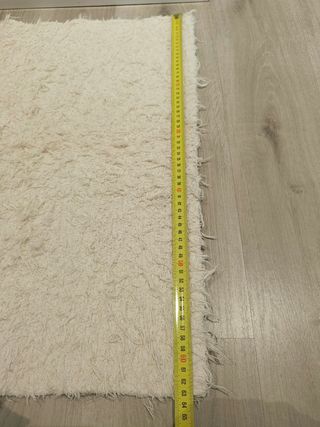 Alfombra Zara beige Como nueva.