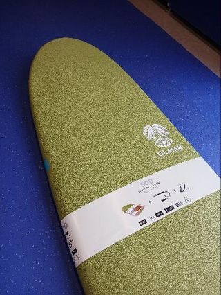 Tabla surf espuma 8'.6" 90L Peso <100kg. Nivel principiante