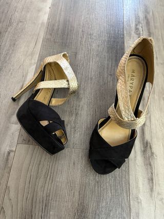 Sandalias fiesta MARYPAZ negras y doradas