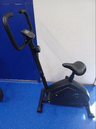 Bicicleta Estática Domyos Essential 3kg rueda de inercia.