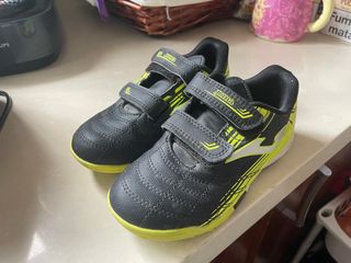 Zapatillas Joma niño negro/amarillo