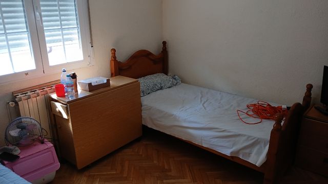 Habitación en alquiler para señorita