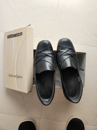 Zapatos de piel negros