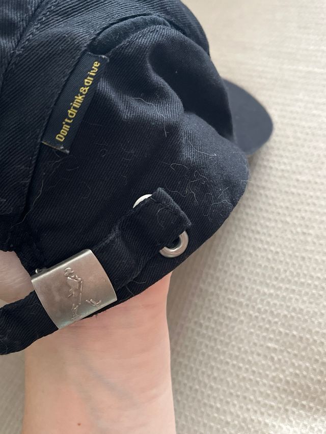 Gorra Johnnie Walker x Mercedes