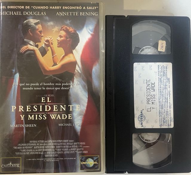 Lotto n. 145 con 10 diversi film VHS