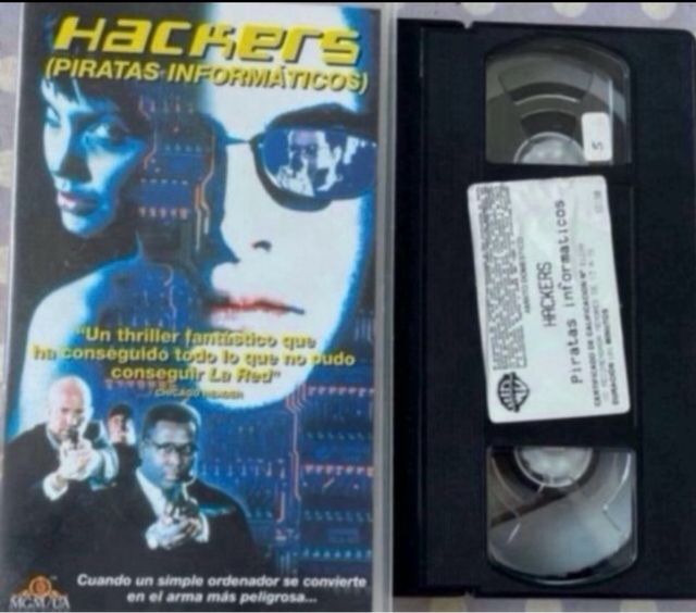 Lotto n. 145 con 10 diversi film VHS