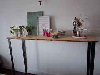 Consola recibidor madera y metal.