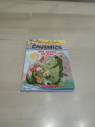 The Stone of Fire (Geronimo Stilton Cavemice #1)
