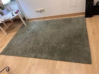 Tappeto a pelo corto grigio sporco/verde grigiastro