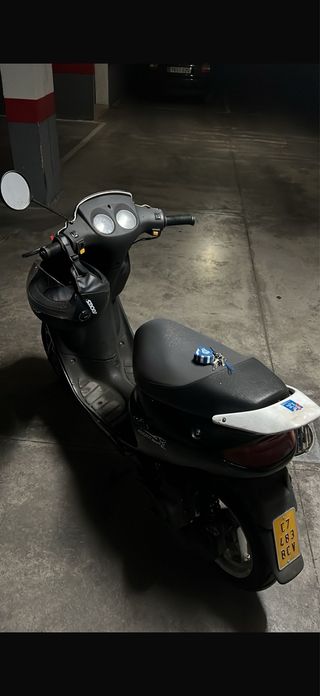 Peugeot 49cc Scooter