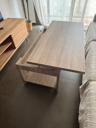Mesa de centro elevable de madera