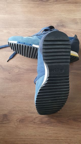 Zapatilla Blauer nunca usada, número 42