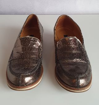 Mocasines mujer marrón y dorado