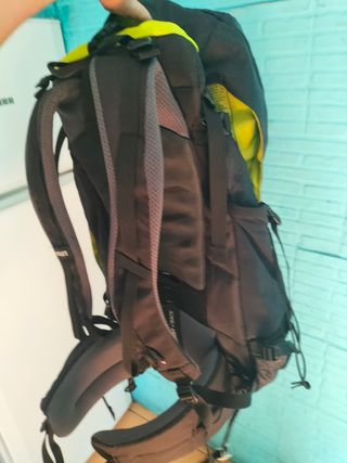 Mochila Millet Negra y Verde