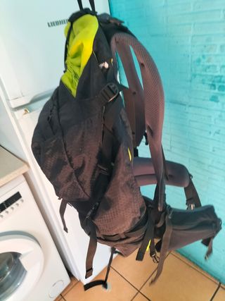 Mochila Millet Negra y Verde