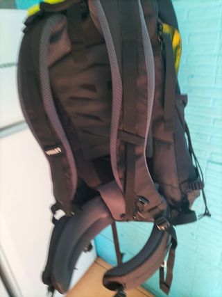 Mochila Millet Negra y Verde