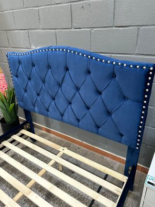 Cama Matrimonial con Cabecero Azul