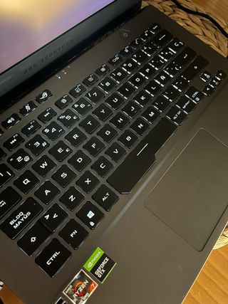 Asus Rog Zephyrus g14 ryzen 7 1TB