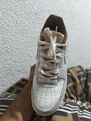 Nike Air Force 1 Gum Sole Blanco