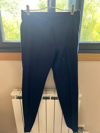 Traje de novio azul