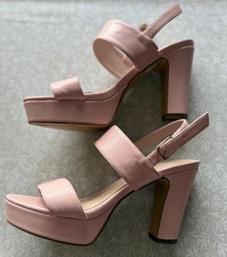 Sandalias tacón rosa
