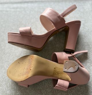 Sandalias tacón rosa