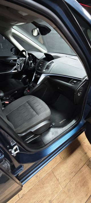 Opel Zafira Tourer único propietario !!!!
