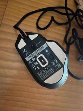 Ratón Razer Negro con Luces Verdes