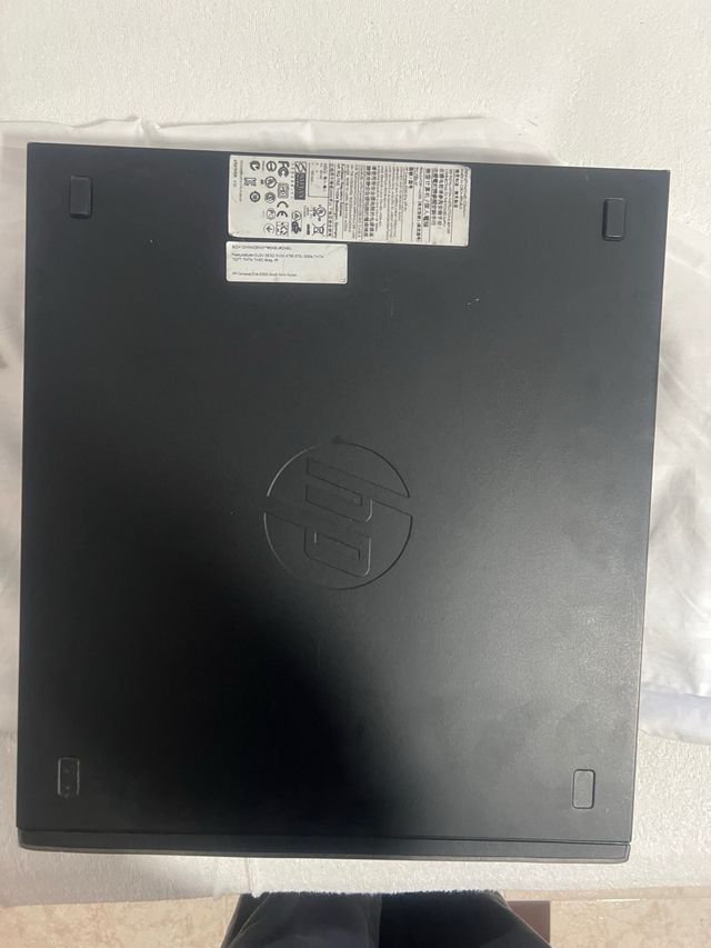 HP Compaq Elite 8300 SFF 
se puede vender piezas 