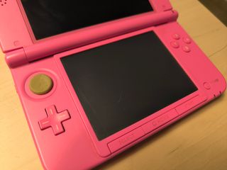 Gioco, manuale e caricabatterie per Nintendo 3DS XL Pink +