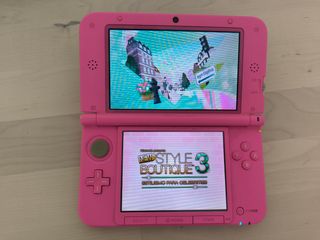 Gioco, manuale e caricabatterie per Nintendo 3DS XL Pink +