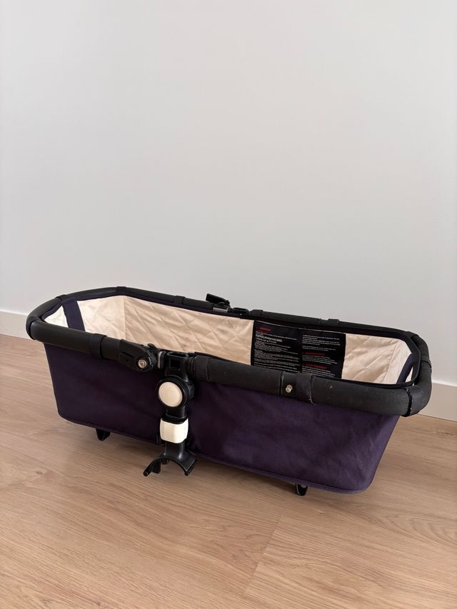 Capazo y soporte Bugaboo Camaleón 3