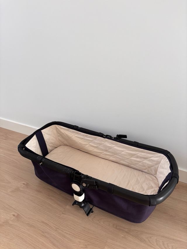 Capazo y soporte Bugaboo Camaleón 3