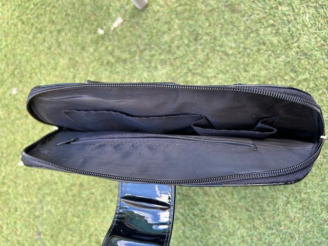 Bolso charol negro nuevo