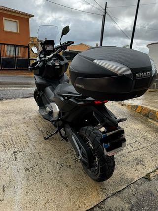 Honda X-ADV 750cc Negra