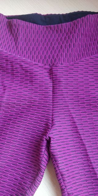 Leggins deportivos fucsia y negro