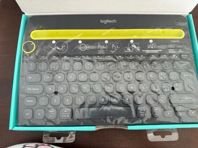 Logitech K480 Tastiera Multi-Device Bluetooth