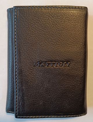 Monedero de cuero negro Mattioli