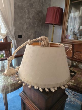 Lampadario elegante in tessuto ignifugo