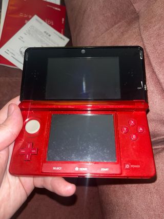 Nintendo 3DS Roja con Caja y Accesorios