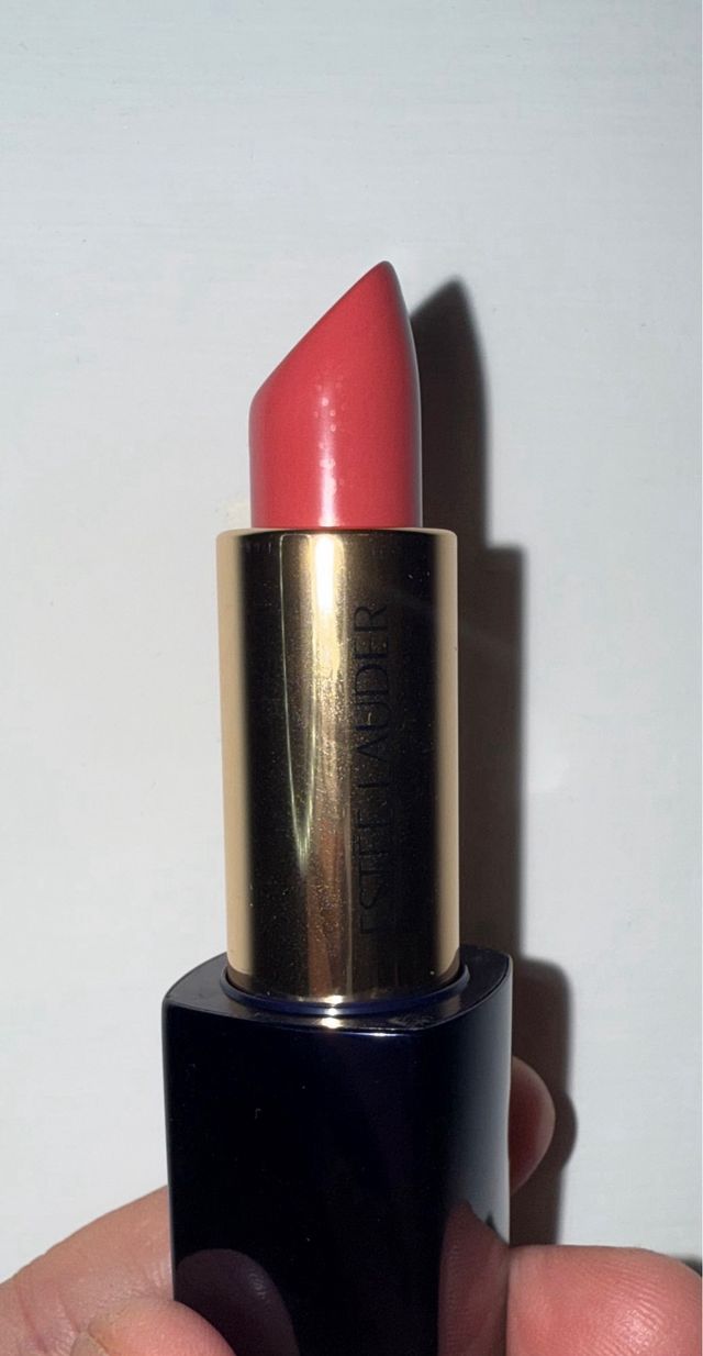 Estee Lauder 260 Pure Color Envy Lipstick