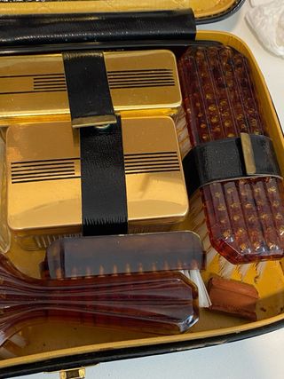 Neceser de viaje de cuero años 50