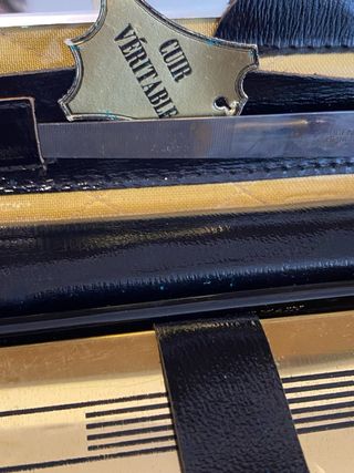 Neceser de viaje de cuero años 50